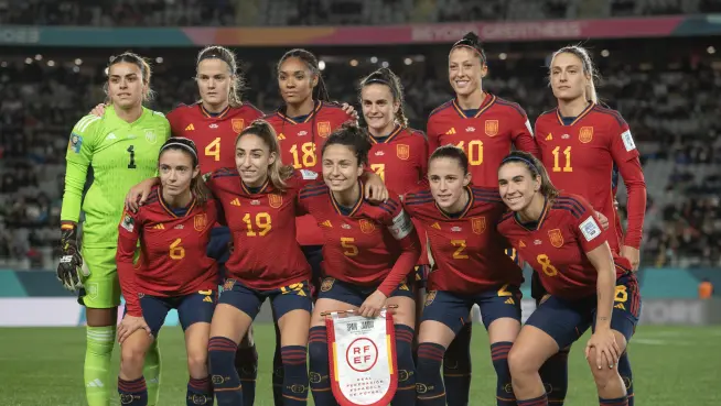 Campeonas del mundo renuncian a la selección en protesta contra presidente de la Federación Española