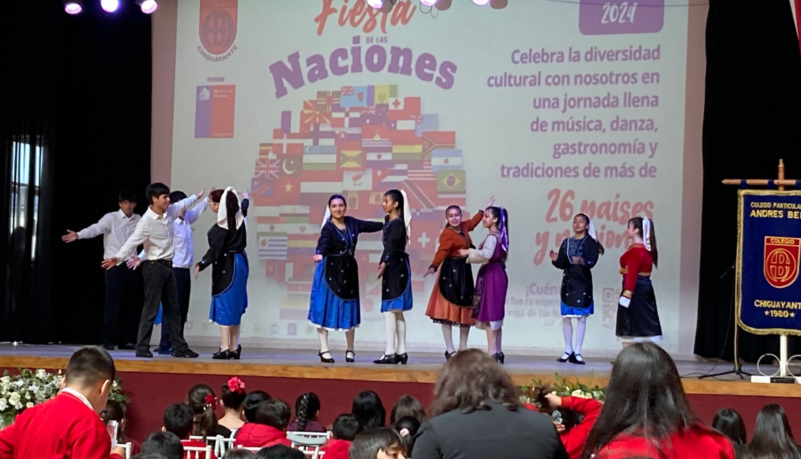 Colegio Andrés Bello de Chiguayante celebró la Fiesta de las Naciones con el patrocinio del Mineduc