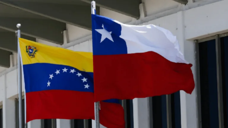 Gobierno venezolano corta todo lazo diplomático con Chile: ordenó el cierre de los consulados