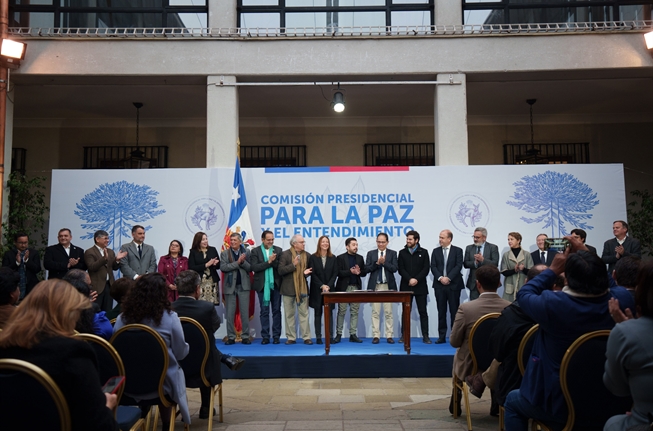 Gobierno otorga prórroga a la Comisión por la Paz y el Entendimiento: aún no hay acuerdo en restitución de tierras