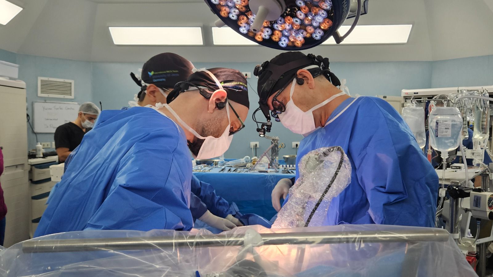 Con intervenciones en tiempo real y visitas internacionales Hospital Las Higueras realizó «Jornada Cardiaca»
