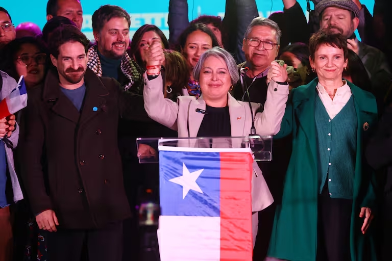 Jeannette Jara se convierte en la carta indiscutible del oficialismo con más del 60% de preferencias